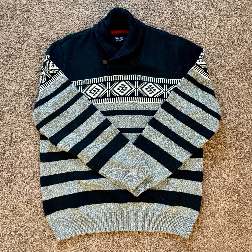 Chaps Men's Sweater in Black and Gray Pattern